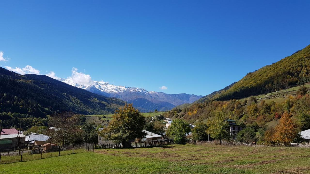 Hilltop Mestia Eksteriør bilde